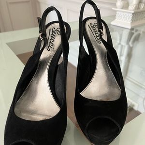 Gucci suede open toe sling back heels
